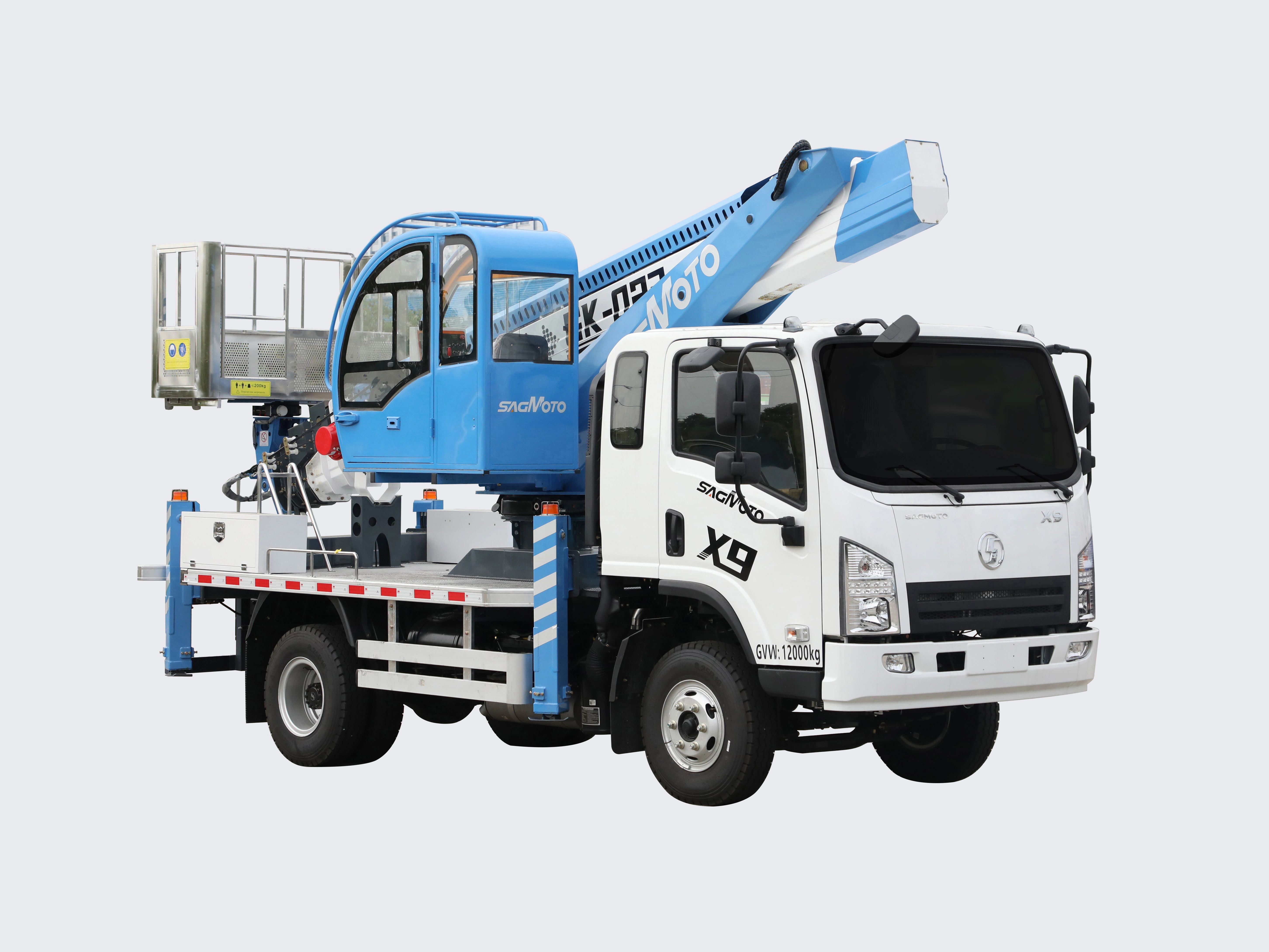 Intelligent Production of Heavy Trucks at Shaanxi Automobile’s Factory